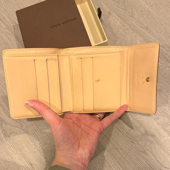 Louis Vuitton Murakami Porte Monnaie Carte Credit - Picture 6 of 17